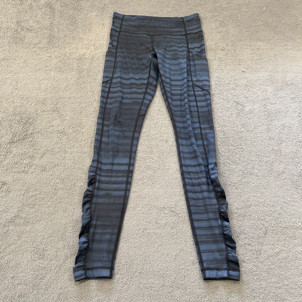 Lululemon Speed Tight III Black Blue Athletic Striped Leggings Women's Size 6
